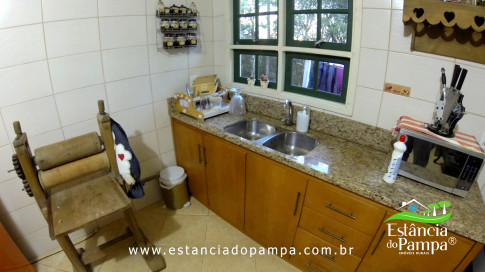 DOS EÓLICOS VIRA P FAZENDA_Moment.00_06_19_08.Quadro434_aeb6f3245076f6a3362f3280c56d17ec9cc0cc7e.jpg